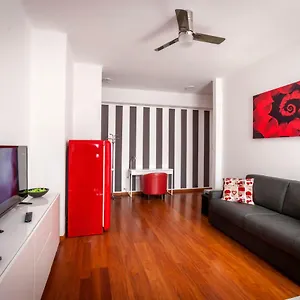 Bright House In Milán